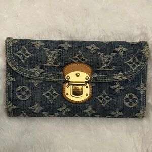 Louis Vuitton Monogram Denim Clutch